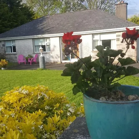 Semesterbostad Sunny South East Clashmore