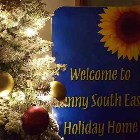 Sunny South East بيت للعطل Clashmore
