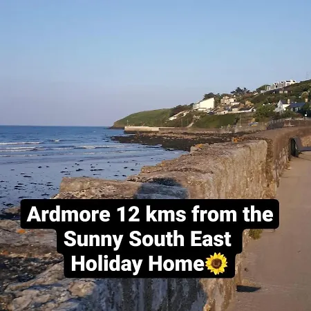بيت للعطل Sunny South East